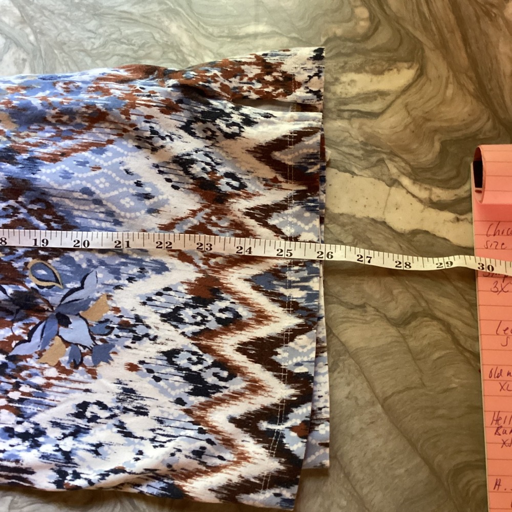 Alfred Dunner Womens Blue Floral Ikat V-Neck Top Rhinestone Studded 3/4 Sleeve L - Picture 8 of 9